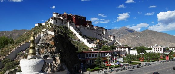 Fenomena Unik di Tibet, Daerah yang Menjunjung Tinggi Tradisi Budha Fenomena Unik di Tibet, Daerah yang Menjunjung Tinggi Tradisi Budha