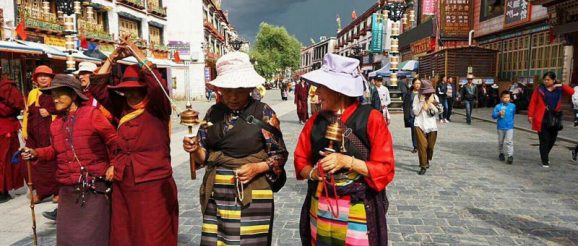 Bagaimana Merencanakan Tur Tibet Kora di Lhasa, Namtso, Tashilhunpo, Kailash dan Manasarovar